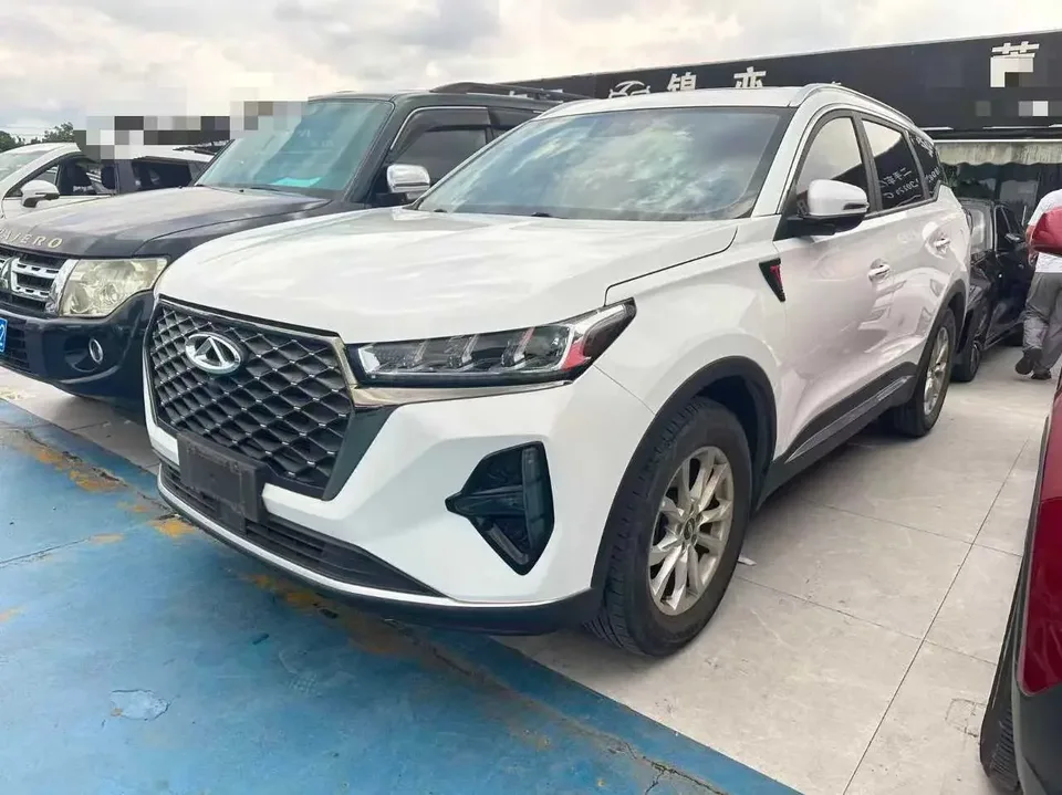 Chery Tiggo 7 Plus Tiggo 7 PLUS 2021 1.5T CVT Luxury 2022 — photo 1, buy with delivery to Moscow