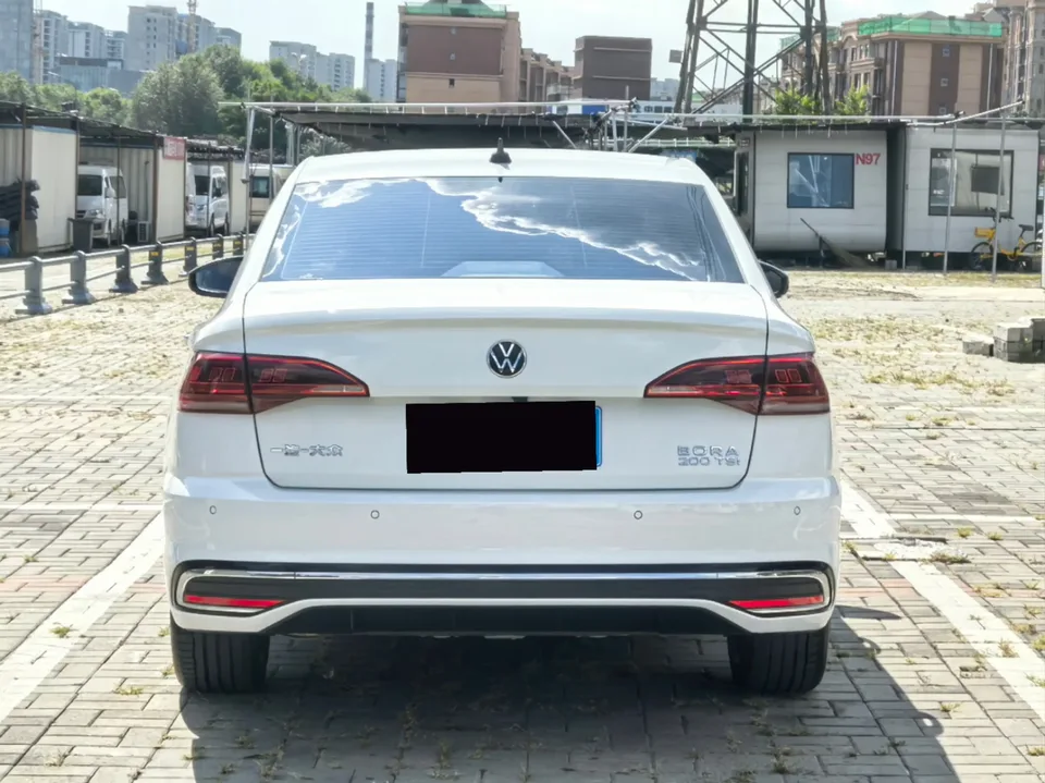 Volkswagen Bora Bora 2023 200TSI DSG Joy Travel PRO Edition 2023 — thumbnail 2