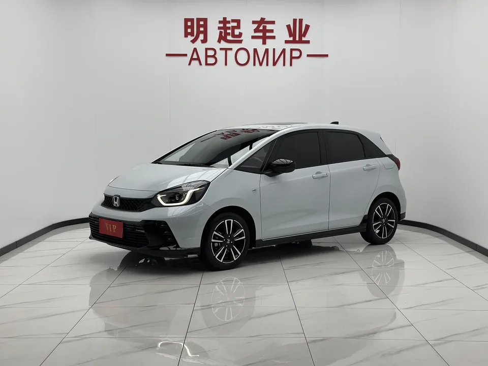 Honda FIT Fit 2023 1.5L CVT Trend Run Pro Edition 2023 — photo 1, buy with delivery to Moscow
