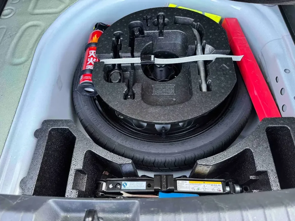 Skoda Comek Comek 2023 Modified 1.5L Automatic Comfort Edition 2023 — thumbnail 3