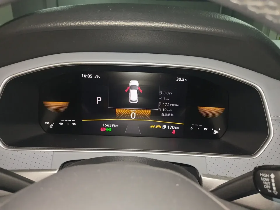 Volkswagen Lavida Lavida 2024 300TSI DSG Full Elegance Edition 2025 — thumbnail 4