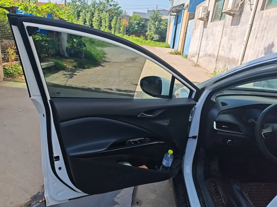 Buick Micro blue 6 Micro blue 6 2024 430km Enjoy Edition 2023 — thumbnail 5