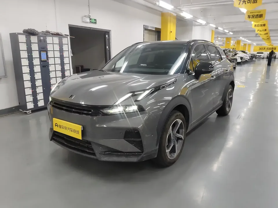 Lynk & Co 06 Lynk & Co 06 2025 Renew 1.5T Halo 2025 — photo 1, buy with delivery to Moscow