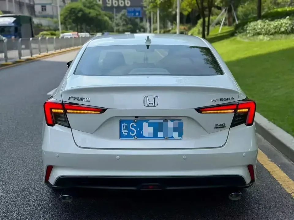 Honda Integra Style 2023 240TURBO CVT Smart Edition 2024 — thumbnail 2