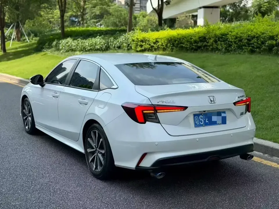 Honda Integra Style 2023 240TURBO CVT Smart Edition 2024 — thumbnail 4