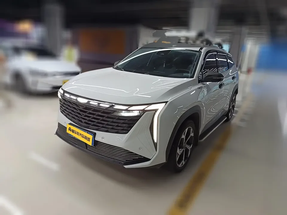 Geely Atlas L Boyue L 2023 1.5TD DCT Honor Edition 2023 — photo 1, buy with delivery to Moscow