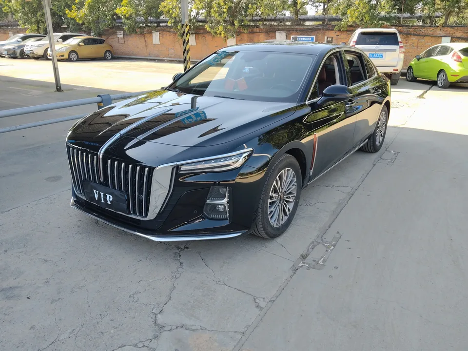 Hongqi H5 Hongqi H5 2024 1.5T DCT Zhilian Qiyue Edition 2024 — photo 1, buy with delivery to Moscow