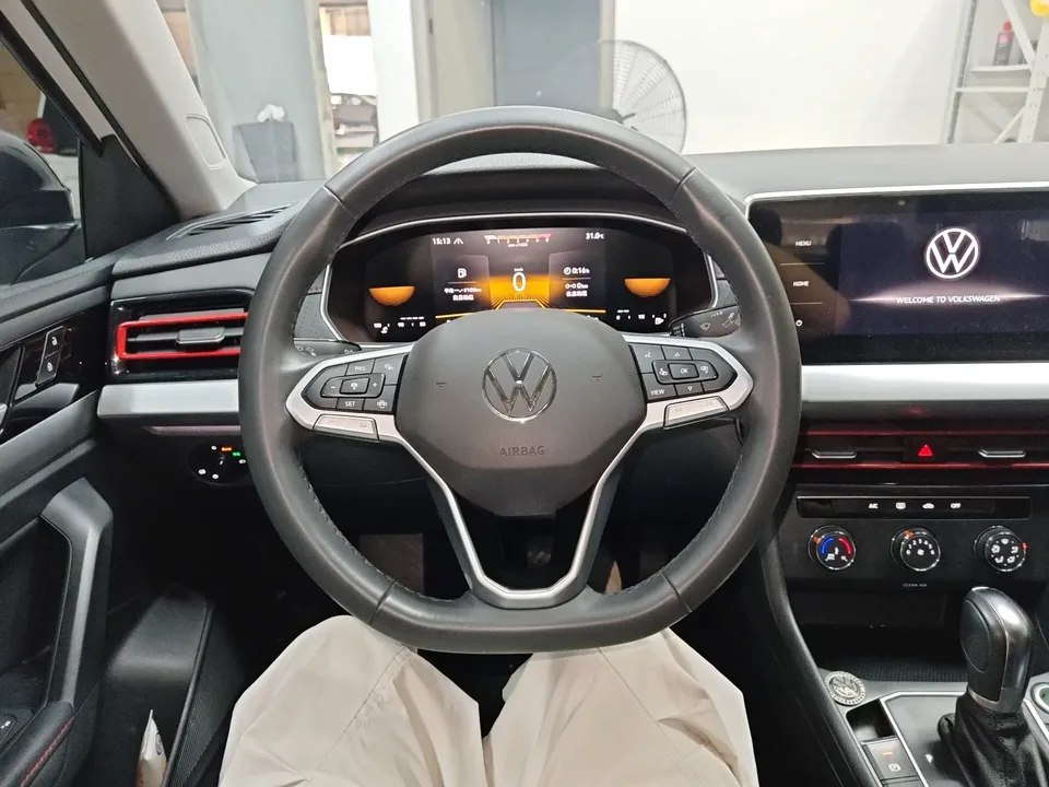 Volkswagen Lavida Lavida 2024 300TSI DSG Starry Sky Edition 2024 — thumbnail 4