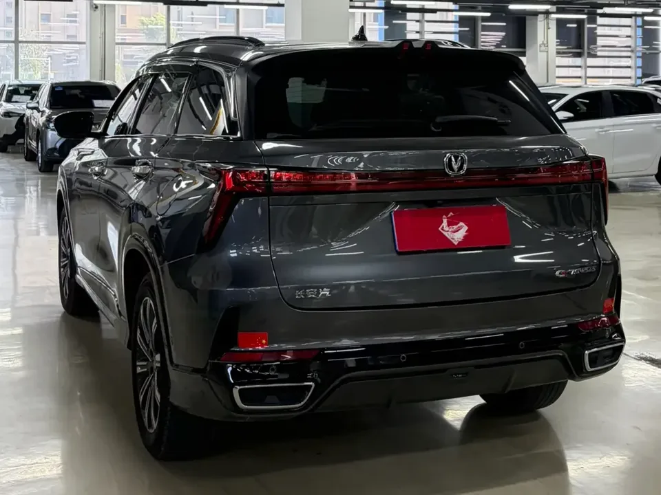 Changan CS75PLUS Changan CS75 PLUS 2024 The third generation champion version 1.5T automatic intelligent driving strong navigation 2025 — thumbnail 4