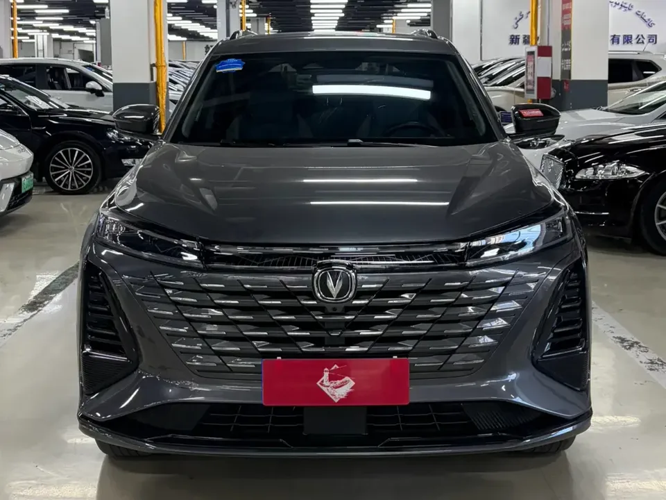 Changan CS75PLUS Changan CS75 PLUS 2024 The third generation champion version 1.5T automatic intelligent driving strong navigation 2025 — photo 1, buy with delivery to Moscow
