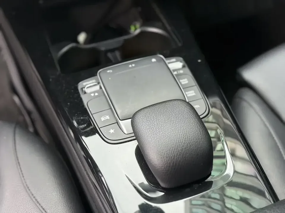 Mercedes-Benz Klasa A Mercedes Benz A Class 2022 A 180L 2022 — thumbnail 3