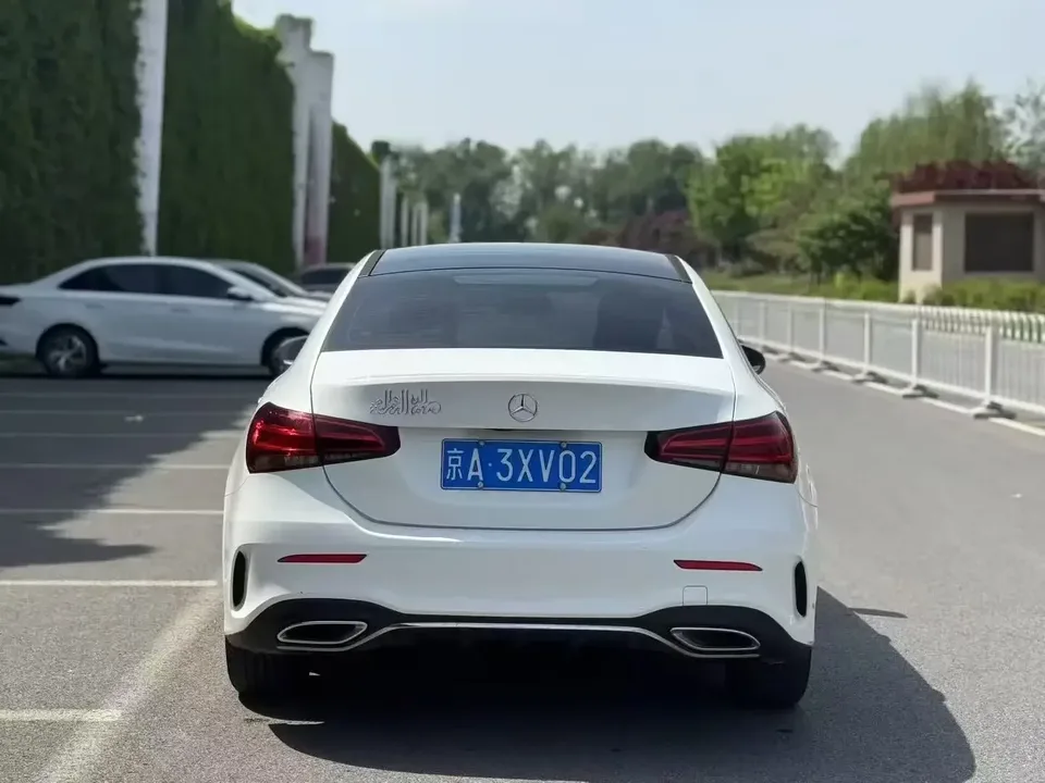 Mercedes-Benz Klasa A Mercedes Benz A Class 2022 A 180 L Sports Sedan 2022 — thumbnail 2