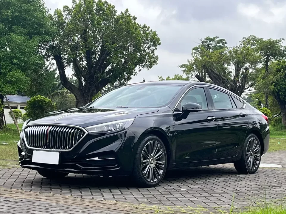 Hongqi H5 classic Hongqi H5 classic 2020 1.5T DCT Flagship Edition 2024 — photo 1, buy with delivery to Moscow