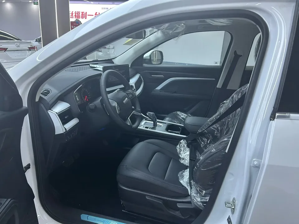 Haval H6 Haval H6 2025 National Trend Edition 1.5T Automatic City Edition 2026 — thumbnail 5