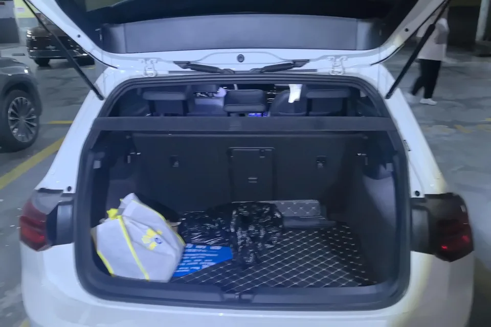 Volkswagen Golf golf 2021 280TSI DSG R-Line 2022 — thumbnail 5