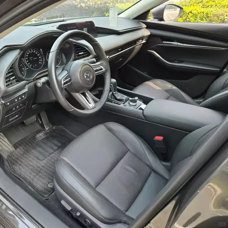 Mazda Axela Mazda3 Angkesela 2023 2.0L Automatic Quality Edition 2024 — thumbnail 5