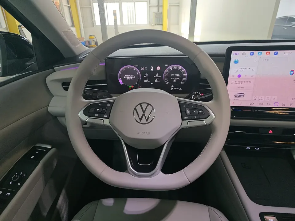 Volkswagen Lavida Lavida 2026 Pro 300TSI Starry Sky Smart Edition 2025 — thumbnail 4