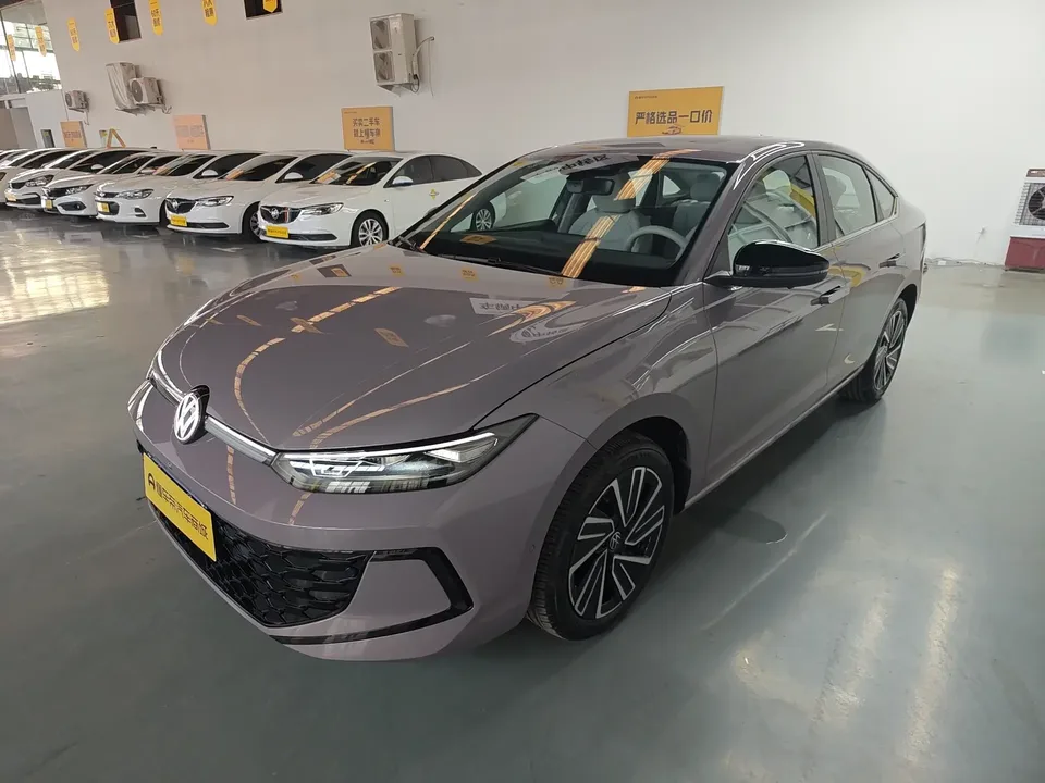 Volkswagen Lavida Lavida 2026 Pro 300TSI Starry Sky Smart Edition 2025 — photo 1, buy with delivery to Moscow