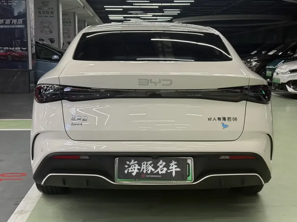 BYD Seal 06DM Seal 06DM 2024 DM-i 120KM Premium 2025 — thumbnail 4
