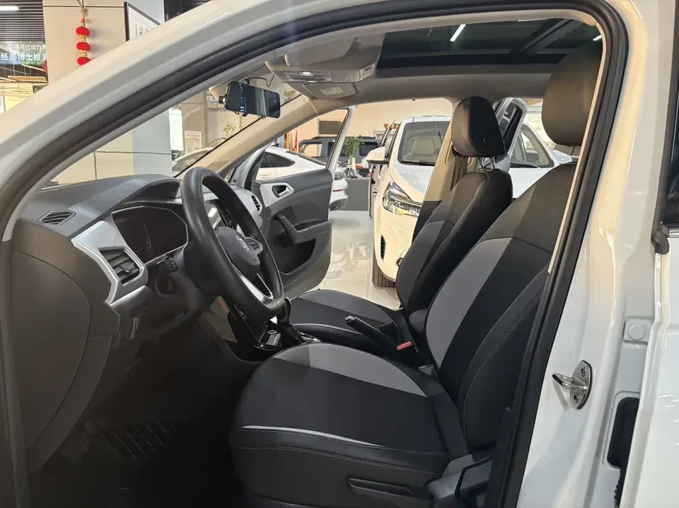 Volkswagen Explore the shadows Explore the shadows 2021 1.5L Automatic Joy-Link Edition 2023 — thumbnail 5