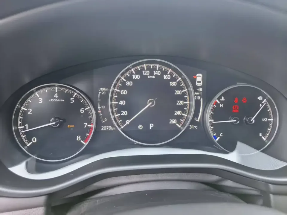 Mazda Axela Mazda3 Angkesela 2025 2.0L Automatic Premium Edition 2025 — thumbnail 3