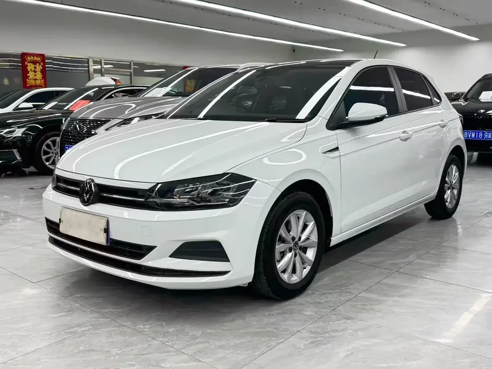 Volkswagen Polo Polo 2023 Modified Plus 1.5L Automatic Colorful Technology Edition 2024 — photo 1, buy with delivery to Moscow