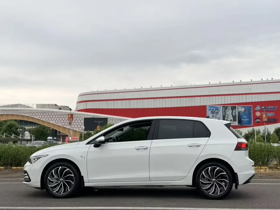 Volkswagen Golf golf 2021 280TSI DSG Pro 2022 — thumbnail 4