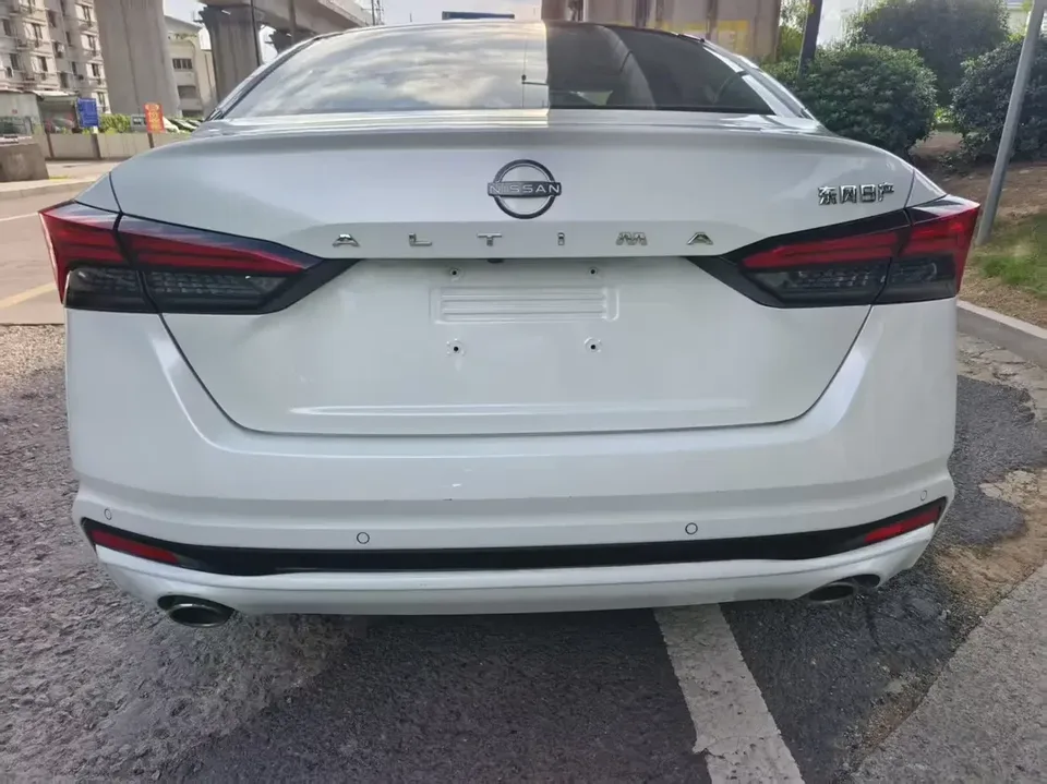 Nissan Altima Sound of nature 2022 2.0L XE Pure Edition 2023 — thumbnail 2