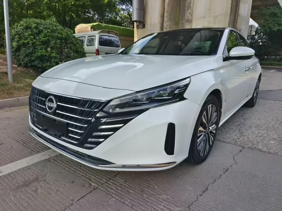 Nissan Altima Sound of nature 2022 2.0L XE Pure Edition 2023 — photo 1, buy with delivery to Moscow