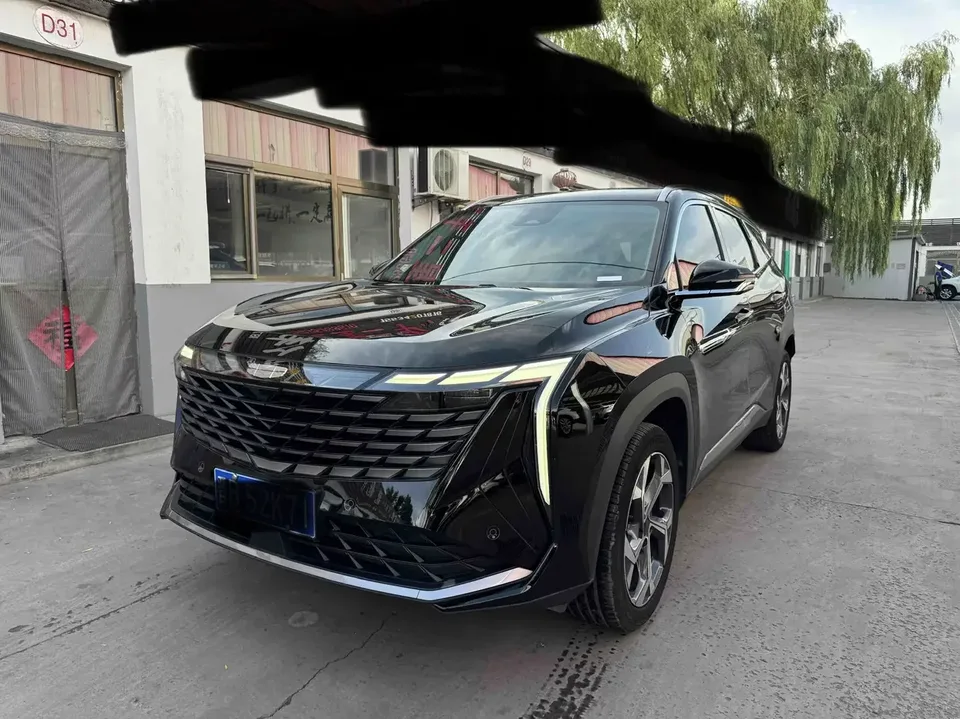 Geely Atlas L Boyue L 2023 1.5TD DCT Premium 2023 — photo 1, buy with delivery to Moscow