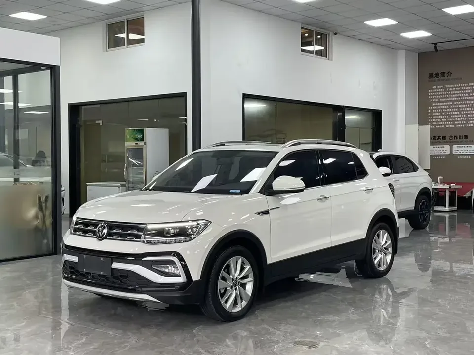 Volkswagen Tu Kai Tu Kai 2022 280TSI DSG Comfort Edition 2022 — photo 1, buy with delivery to Moscow