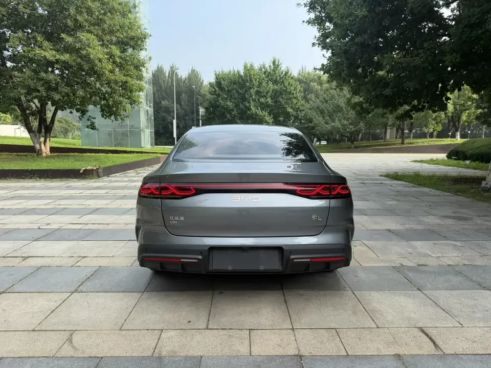 BYD Qin L DM Qin L DM 2024 DM-i 120KM Leading Type 2024 — thumbnail 5