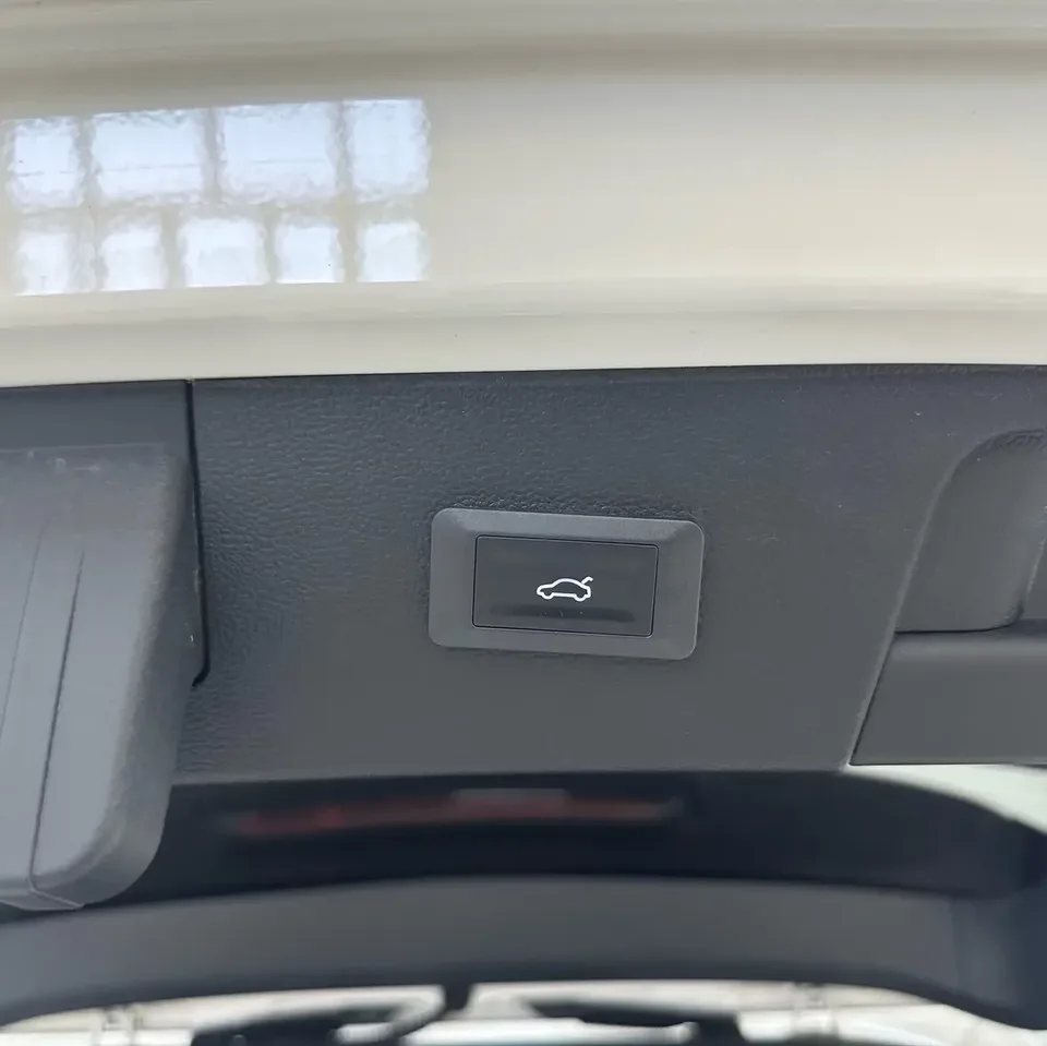 Volkswagen Tharu tuyue 2021 280TSI 2WD Luxury Edition PLUS 2022 — thumbnail 3