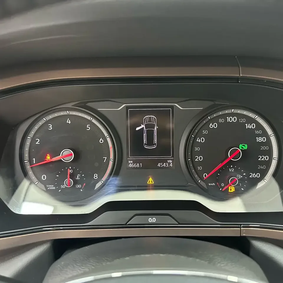 Volkswagen Tharu tuyue 2021 280TSI 2WD Luxury Edition PLUS 2022 — thumbnail 4