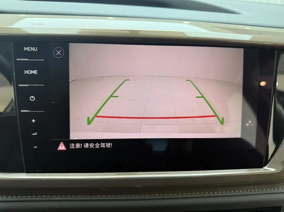Volkswagen Tharu tuyue 2021 280TSI 2WD Luxury Edition PLUS 2022 — thumbnail 3