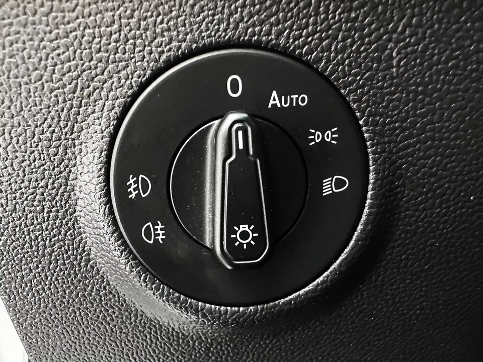 Volkswagen Tharu tuyue 2021 280TSI 2WD Comfort Edition 2022 — thumbnail 3