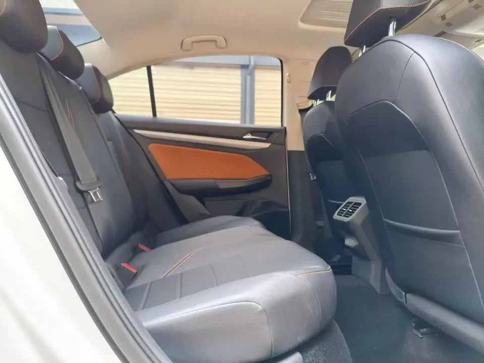 Volkswagen Bora Bora 2026 200TSI DSG Joyride Navigation Edition 2026 — thumbnail 3