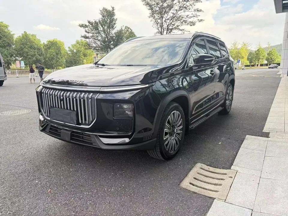 Jetour X90 Pro JETOUR X90 PRO 2024 1.6TD DCT Deluxe Edition 2024 — фото 1, купить с доставкой в Москву