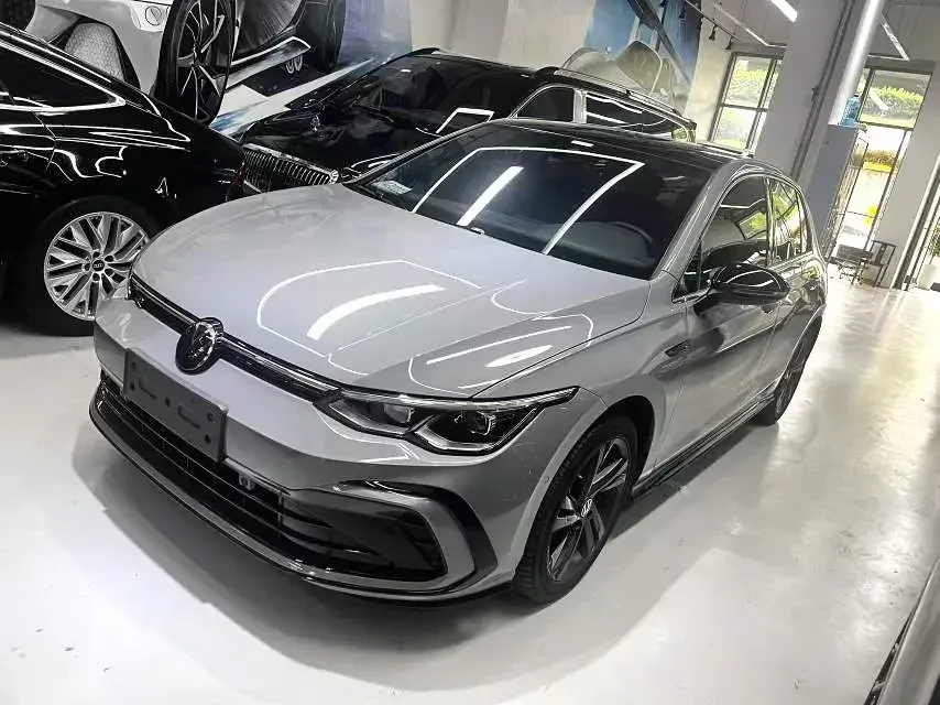 Volkswagen Golf golf 2023 280TSI DSG R-Line Lite 2024 — photo 1, buy with delivery to Moscow
