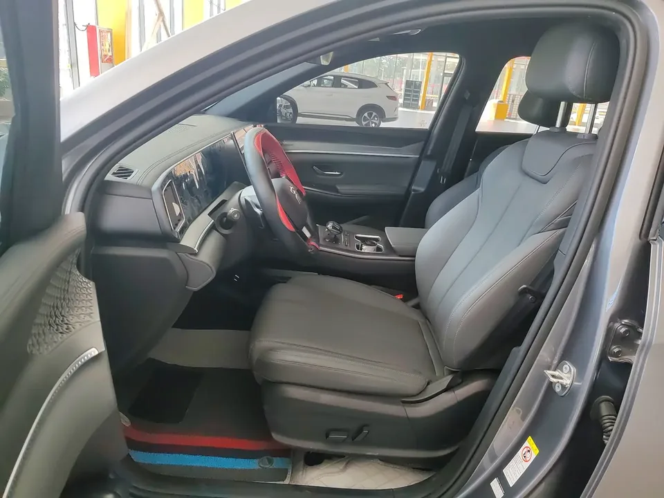 BYD Song Pro DM Song Pro DM 2025 Second generation intelligent driving version DM-i 75KM leading model 2025 — thumbnail 3