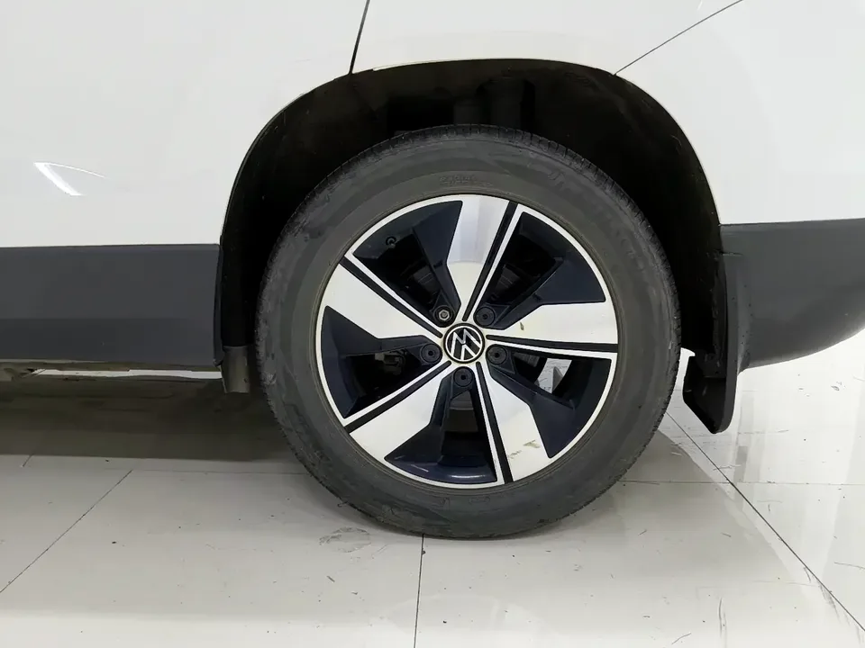 Volkswagen Tharu tuyue 2022 280TSI 2WD Comfort Edition 2022 — thumbnail 3