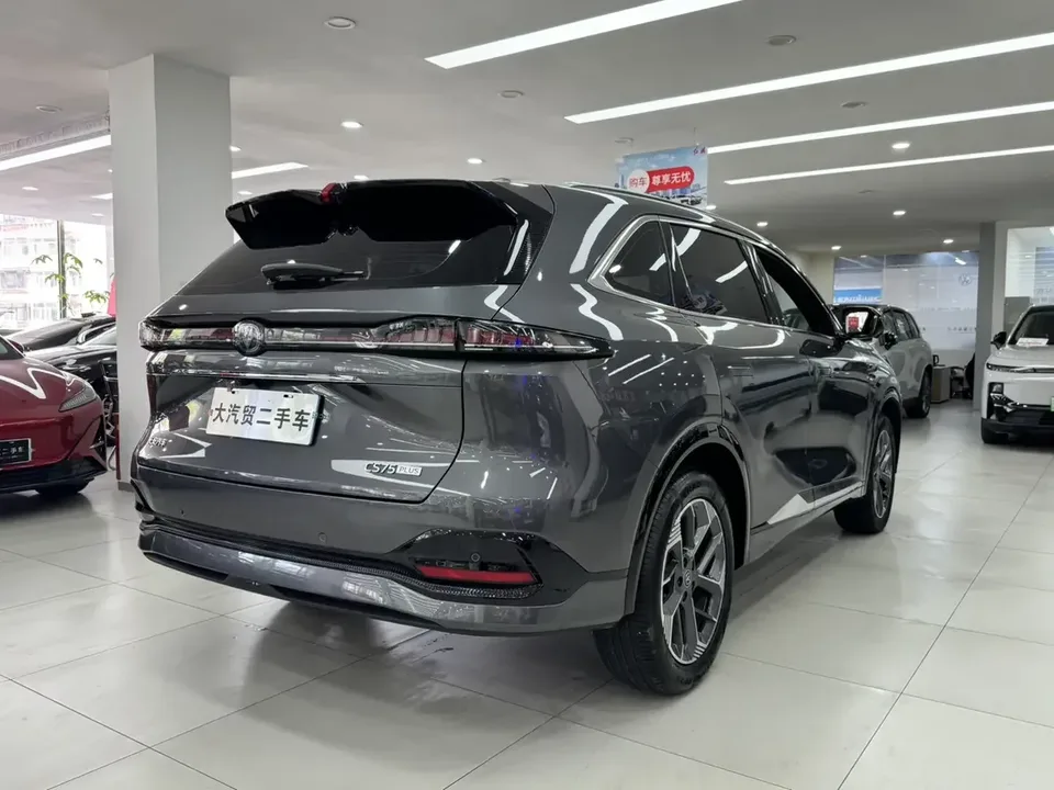 Changan CS75PLUS Changan CS75 PLUS 2025 The fourth generation 1.5T New Blue Whale Smart Premium 2024 — миниатюра 2