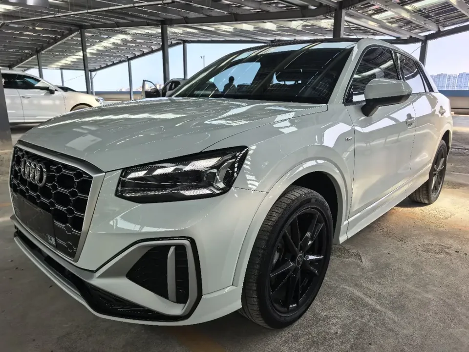 Audi Q2L Audi Q2L 2022 35 TFSI Progressive Dynamic 2022 — photo 1, buy with delivery to Moscow