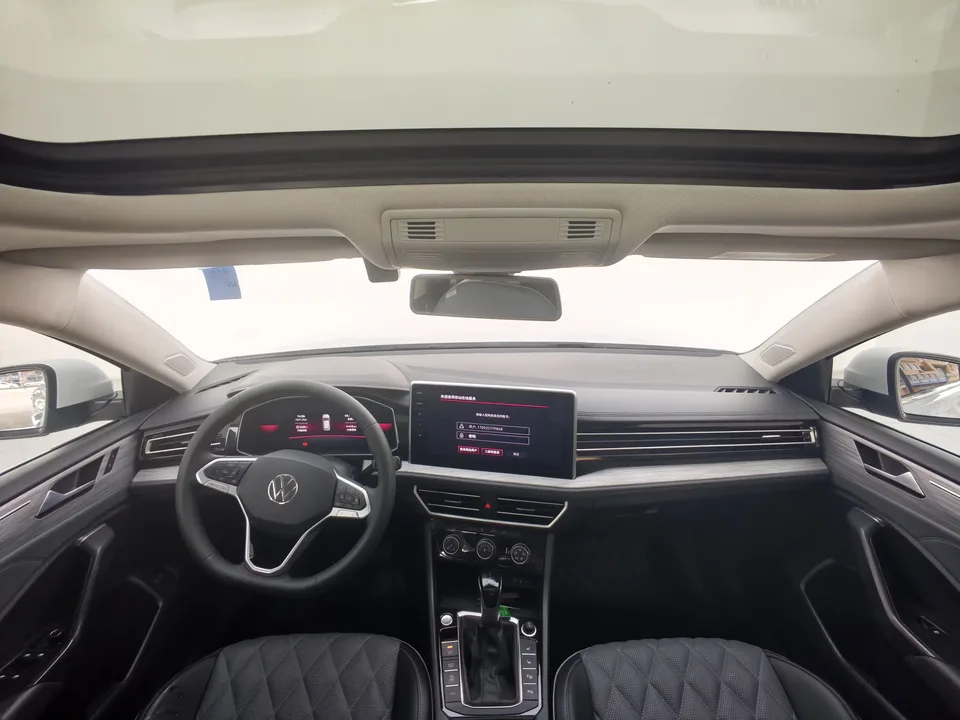 Volkswagen Sagitar Sagitar 2024 300TSI DSG Flying Edition 2024 — thumbnail 5