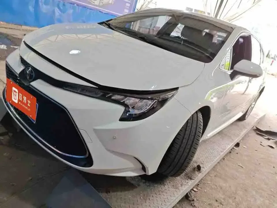 Toyota Levin Lei Ling 2021 185T CVT Deluxe Edition 2022 — photo 1, buy with delivery to Moscow