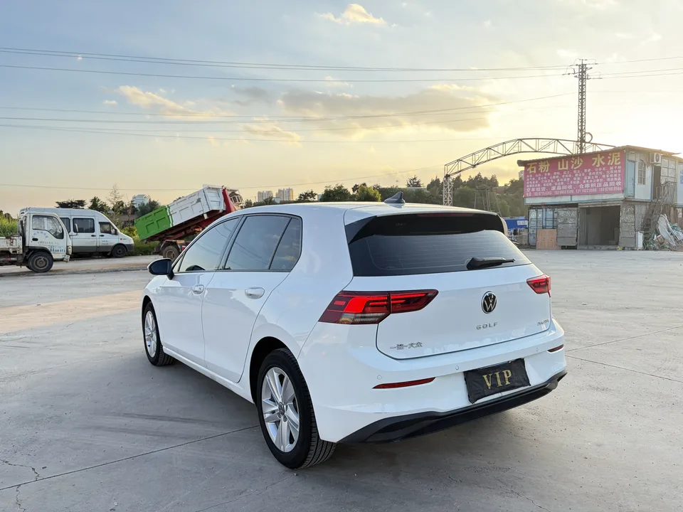 Volkswagen Golf golf 2021 200TSI DSG Pro 2023 — thumbnail 2