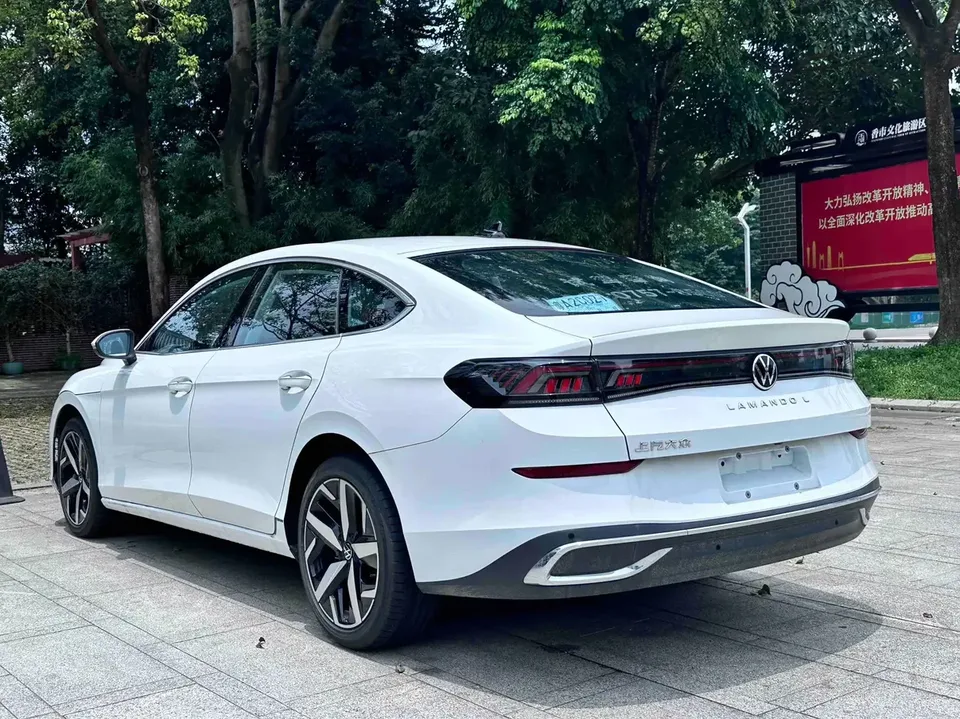 Volkswagen Lamando Lingdu 2025 Lingdu L 280TSI DSG Cool Edition 2024 — thumbnail 2