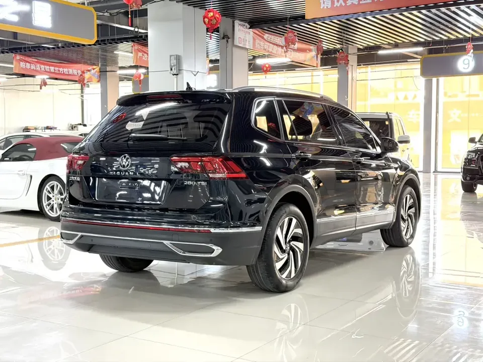 Volkswagen Tiguan L Tiguan L 2023 280TSI Limited Edition 2022 — thumbnail 2