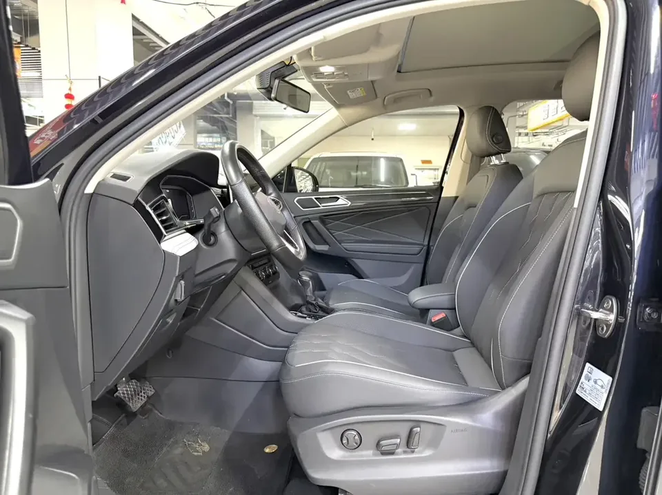 Volkswagen Tiguan L Tiguan L 2023 280TSI Limited Edition 2022 — thumbnail 5