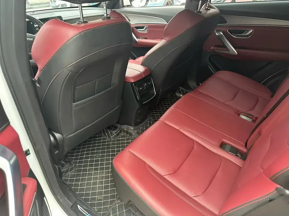 Jetour Jietu X70 PLUS Jietu X70 PLUS 2024 Champion Edition 1.5T DCT Champion PRO 5-seater 2025 — thumbnail 3